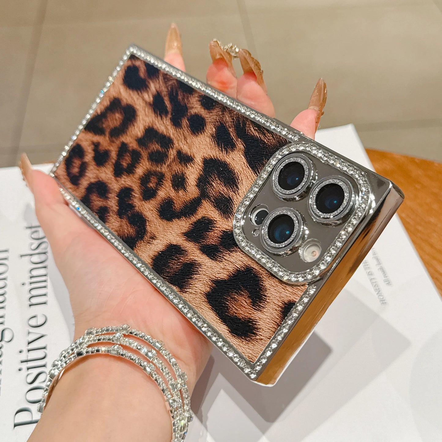 Luxury Diamond Leopard Print Pattern Phone Case For iPhone 16 15 14 13 Pro Max Plus Camera Protection Plating Shockproof Cover
